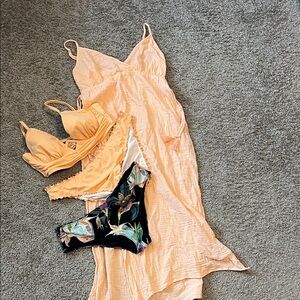 Shade & Shore Peach Ruffle Bikini Set + additional bottoms and coverup